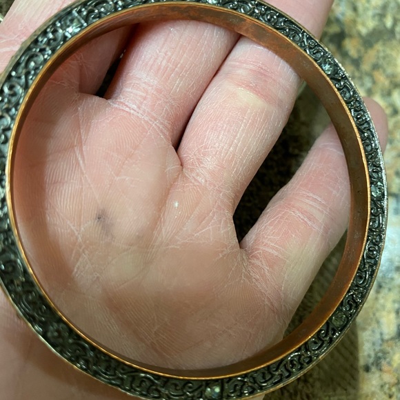 🐝 2/$10 Four classy bracelets - Picture 3 of 11